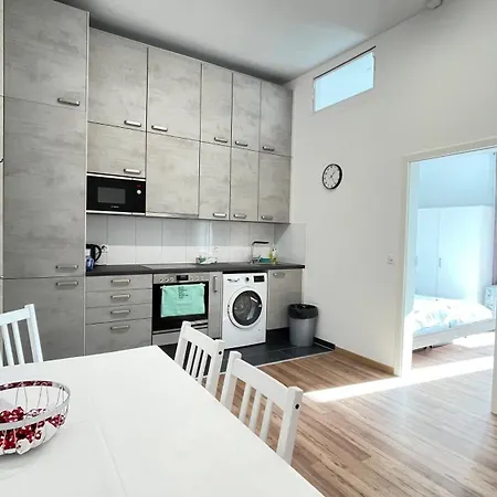 Zentrum Haus 아파트 다보스